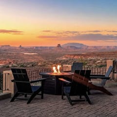 The Overlook - Triple Primary Luxe, 50 Mile Views