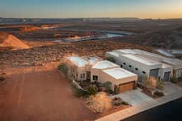 The Ridgeview - 50 Mile Views - Image 3