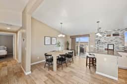 The Hideaway - 50 Mile Views, Sleeps 8, Big Garage - Image 2