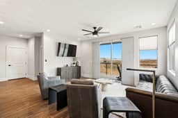 The Desert Terrace- Views, Sleeps 6, 3 BR - Image 3