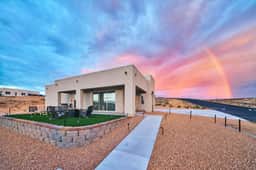 Lake Powell Views, Hot Tub, Game Room, Kayaks - Image 4