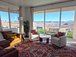 Lake Powell Views, Hot Tub, Game Room, Kayaks - Image 3