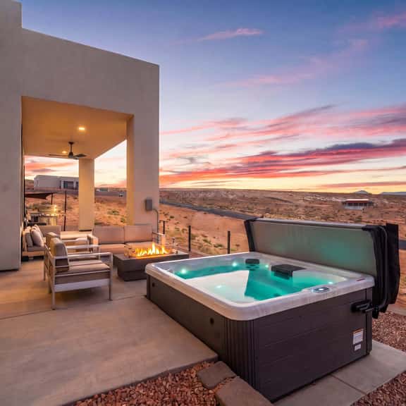 Dark Sky Haven- Hot Tub, Views - Image 1