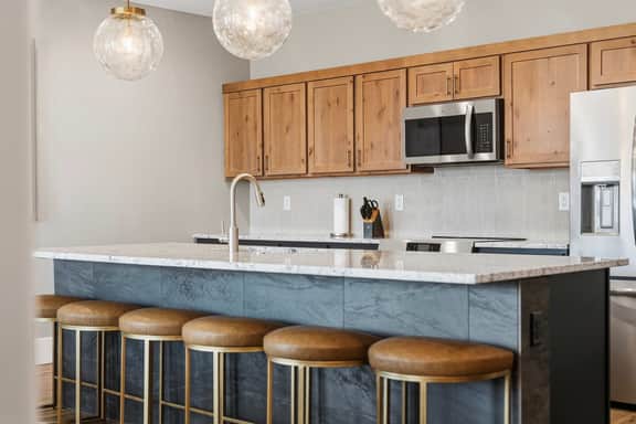 The Desert Terrace- Views, Sleeps 6, 3 BR - Image 4